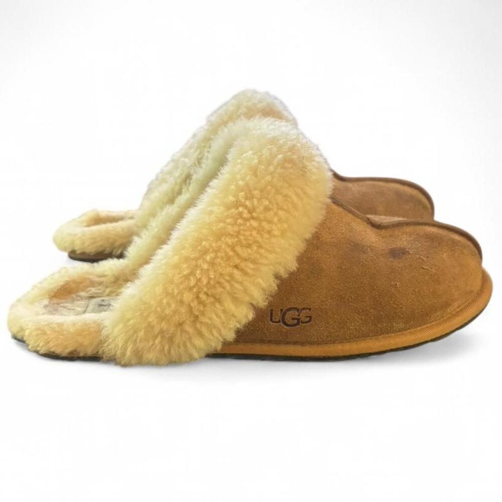 Vintage Womens Ugg Fur Slippers SZ 8